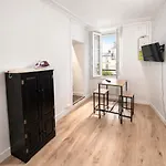 Studio Parisien Grands Boulevards Couple Ou Solo