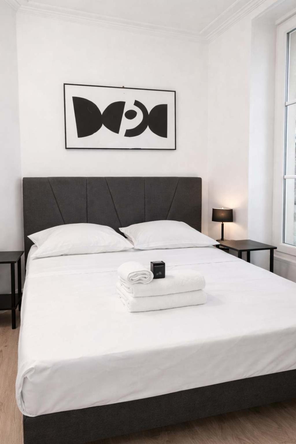Parisien Grands Boulevards Couple Ou Solo Apartment Paris